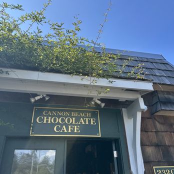 Chocolate Café - Outside - Desserts Near Me - Cannon Beach, Oregon