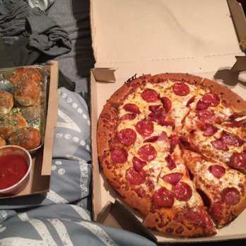 Pizza Hut - My pizzas have been perfect every time I order!!! - Pizza Near Me - Pasadena, Texas