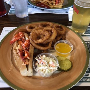 Georgia's Restaurant & Pizza - Lobster Roll with Onion Rings - Italian Near Me - Amston, Connecticut Georgia's Restaurant & Pizza - Lobster Roll with Onion Rings - Italian Near Me - Amston, Connecticut