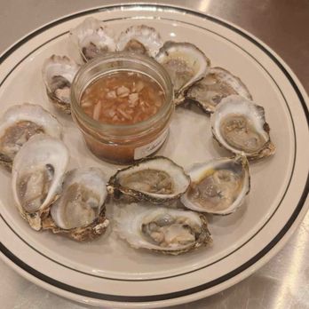 Fishtown Seafood - 12 oysters with purchased mignonette - Seafood Markets Near Me - Philadelphia, Pennsylvania