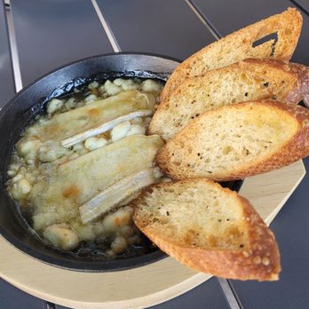 Crisp Rochester - Marmalade, brie n feta - New American Near Me - Rochester, New York
