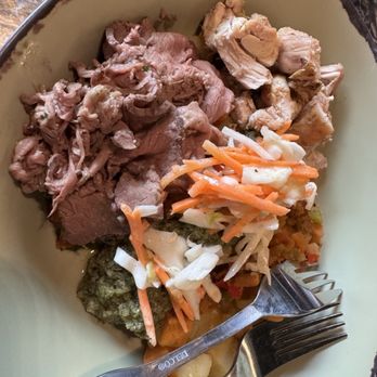 Satu'li Canteen - Allergy friendly beef/chicken bowl - New American Near Me - Lake Buena Vista, Florida