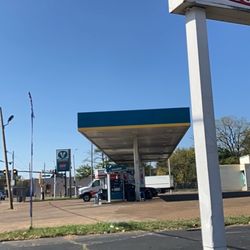 The Kitchen Restaurant - Next door to Northside Grocery