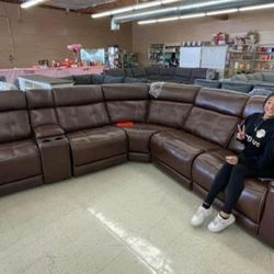 Showtime Outlet - High quality furniture