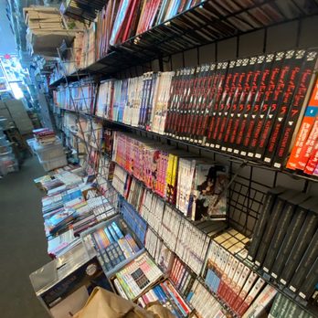Anime Pavilion - More mangas , at the back of the register are more bundle options, some figures, etc... - Comic Books Near Me - Springfield, Virginia Anime Pavilion - More mangas , at the back of the register are more bundle options, some figures, etc... - Comic Books Near Me - Springfield, Virginia