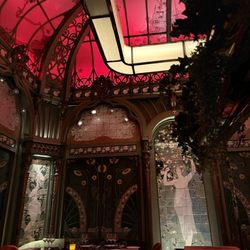Beefbar - Art deco dining room