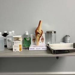 Precision Orthopedics & Sports Medicine - If you make your appointment at a certain time, be sure that you will not be seen until after 2-3hours later.