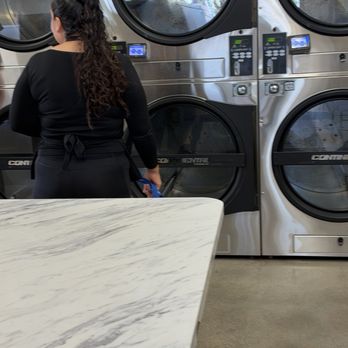 Burbank Wash & Dry - Super rude lady , if you don't want people to ask you quiestiona about the washing then work somewhere else - Laundromat Near Me - Burbank, California Burbank Wash & Dry - Super rude lady , if you don't want people to ask you quiestiona about the washing then work somewhere else - Laundromat Near Me - Burbank, California