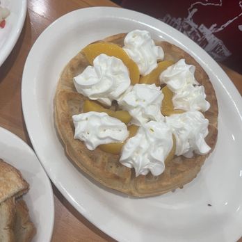 Cardinal Cafe - Peaches waffles - Cafes Near Me - Pompton Lakes, New Jersey