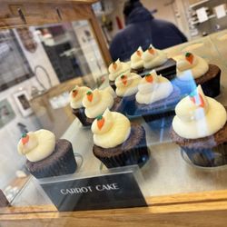 The Gingered Peach - Carrot Cake Cupcakes