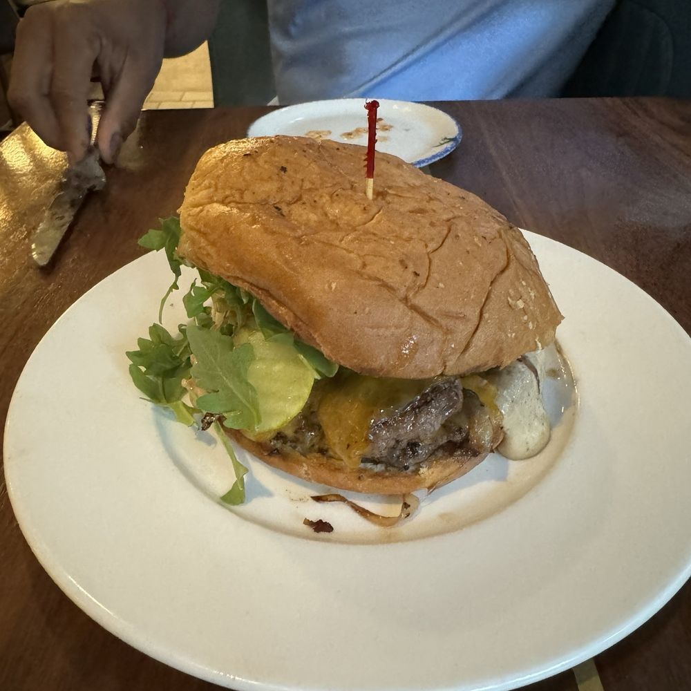 Spoke & Steele - Smash burger - American Near Me - Indianapolis, Indiana Spoke & Steele - Smash burger - American Near Me - Indianapolis, Indiana