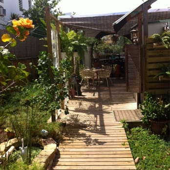 Dreamcatcher by DW - Shower and walkway - Hotels Near Me - San Juan, Puerto Rico Dreamcatcher by DW - Shower and walkway - Hotels Near Me - San Juan, Puerto Rico
