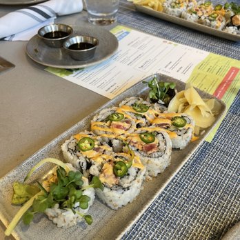 Pacific Catch - Spicy Tuna Roll (happy hour) - Sushi Bars Near Me - Santa Clara, California Pacific Catch - Spicy Tuna Roll (happy hour) - Sushi Bars Near Me - Santa Clara, California