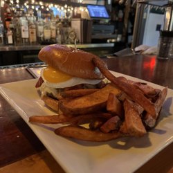 The West Dover Inn and 1846 Tavern & Restaurant