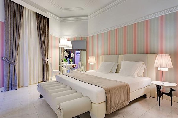 Grand Hotel Palace Rome by null