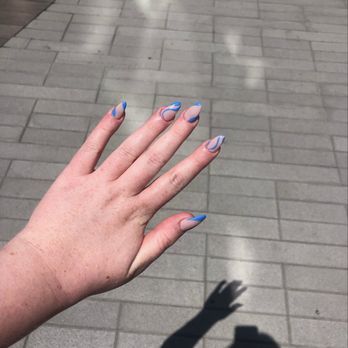 Varnish Lab - Nail Salons Near Me - Playa Vista, California