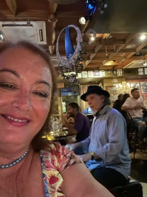 Carli‘s Fine Bistro and Piano by null