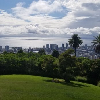 Pu'u 'Ualaka'a State Park - Parks Near Me - Honolulu, Hawaii