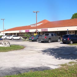 Plummer Chiropractic and Accident Center - Our Englewood Office