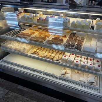 El Cafetal Bakery & Restaurant - Sweets - Coffee & Tea Near Me - Orlando, Florida El Cafetal Bakery & Restaurant - Sweets - Coffee & Tea Near Me - Orlando, Florida