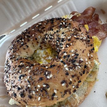 Bee’s Bakery Cafe - Made my own bagel - Bakeries Near Me - Oakhurst, California Bee’s Bakery Cafe - Made my own bagel - Bakeries Near Me - Oakhurst, California
