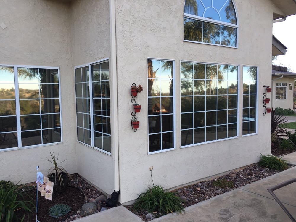 Slide of Raneri & Long Roofing and Solar