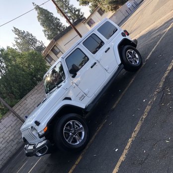Van Nuys CDJR - Jeep Wrangler 2018 JL - Car Dealers Near Me - Van Nuys, California Van Nuys CDJR - Jeep Wrangler 2018 JL - Car Dealers Near Me - Van Nuys, California