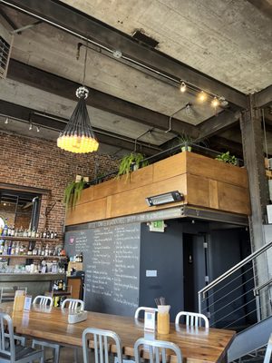 BASIL CANTEEN by null