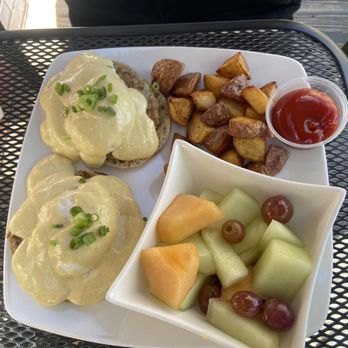 SideBar - Eggs Benedict - Bars Near Me - Leesburg, Virginia SideBar - Eggs Benedict - Bars Near Me - Leesburg, Virginia