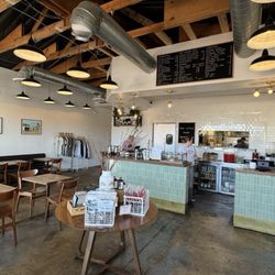 Worth Takeaway - Inside seating