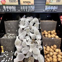Patel Brothers - Kennesaw - 10/25 custard apple