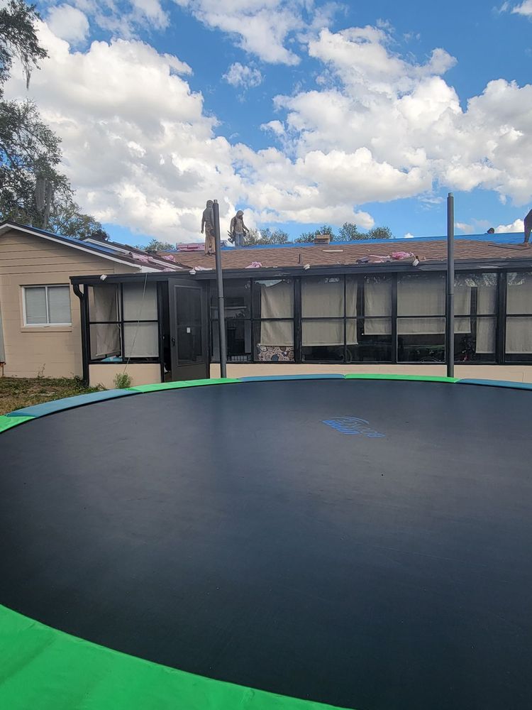 Slide of Elo Roofing