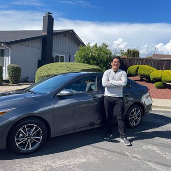 Hilltop Kia - My new car and I - Car Dealers Near Me - Richmond, California Hilltop Kia - My new car and I - Car Dealers Near Me - Richmond, California
