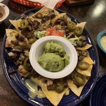 Los Tios - The Los Tios nachos with beef - so good! - Tex-Mex Near Me - Houston, Texas Los Tios - The Los Tios nachos with beef - so good! - Tex-Mex Near Me - Houston, Texas