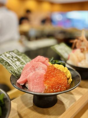 Tsukiji Unitora Nakadori by null