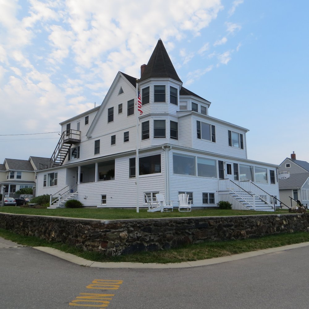 The Breakers Inn - Breakers Inn - Hotels Near Me - Scarborough, Maine The Breakers Inn - Breakers Inn - Hotels Near Me - Scarborough, Maine