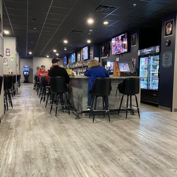 Rochester Smokehouse and BBQ - The Diamond lounge. - Barbeque Near Me - Rochester, Pennsylvania