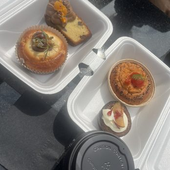 Maxwells Trading - Pop up bakery treats - New American Near Me - Chicago, Illinois