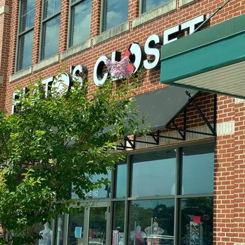 Plato's Closet Frederick - Platos Closet in Frederick - Used, Vintage & Consignment Near Me - Frederick, Maryland
