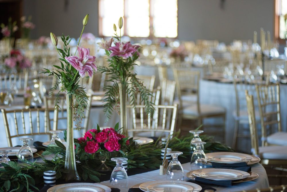 Seven Springs Winery - vineyard in Linn Creek, MO