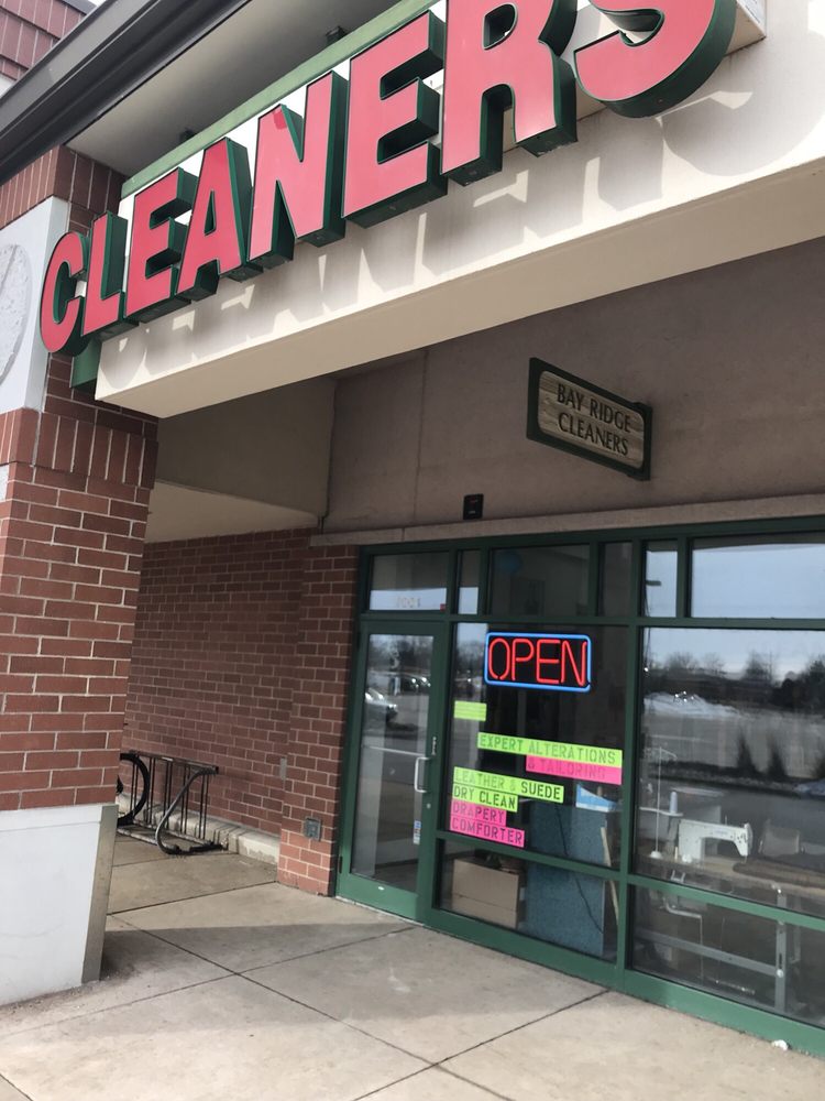 BAYRIDGE CLEANER Updated July 2024 7004 Green Bay Rd, Kenosha