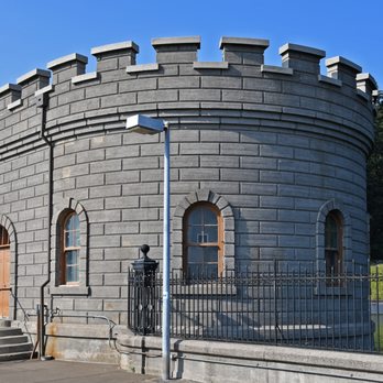 Mount Tabor Park - Pumphouse at Reservoir 5 - the middle level - Parks Near Me - Portland, Oregon