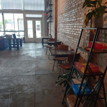 Flower Crown Kombucha - Inside - Coffee & Tea Near Me - Tampa, Florida