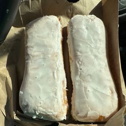 Daylight Donuts Effingham - Filled Long John
