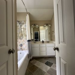 Bees Knees Cleans - Primary bathroom