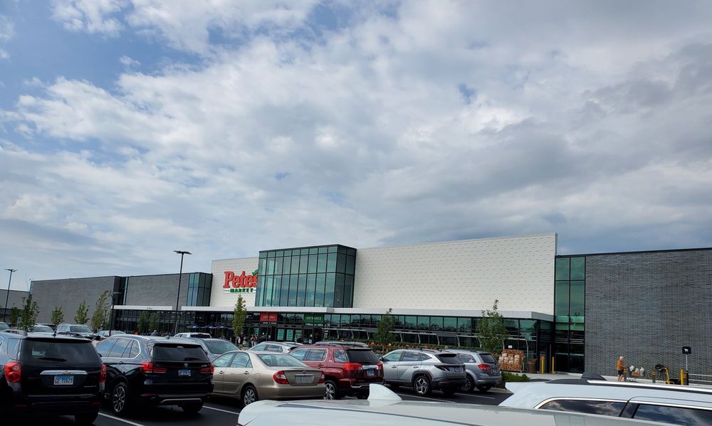 Pete's Fresh Market Logo