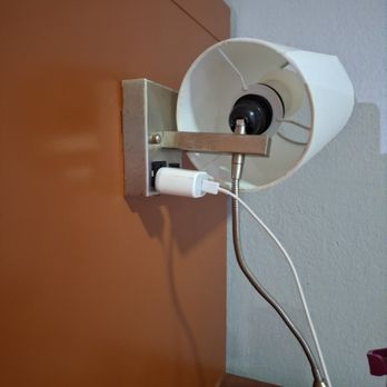 Econo Lodge - Lamp 2 broken and hanging off the wall - Hotels Near Me - Brockport, New York Econo Lodge - Lamp 2 broken and hanging off the wall - Hotels Near Me - Brockport, New York