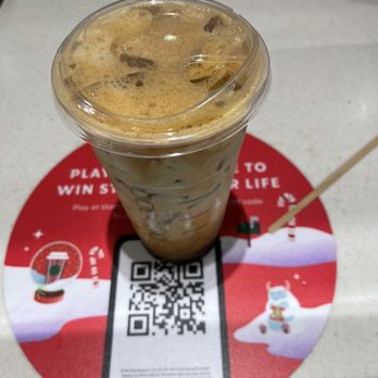 Starbucks - Brown Sugar Oatmilk Shaken Espresso - Coffee & Tea Near Me - Honolulu, Hawaii