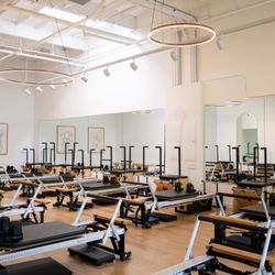 LiveMetta Reformer Pilates Star Room