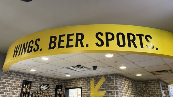 Buffalo Wild Wings by null